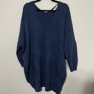 NWT- tunic sweater